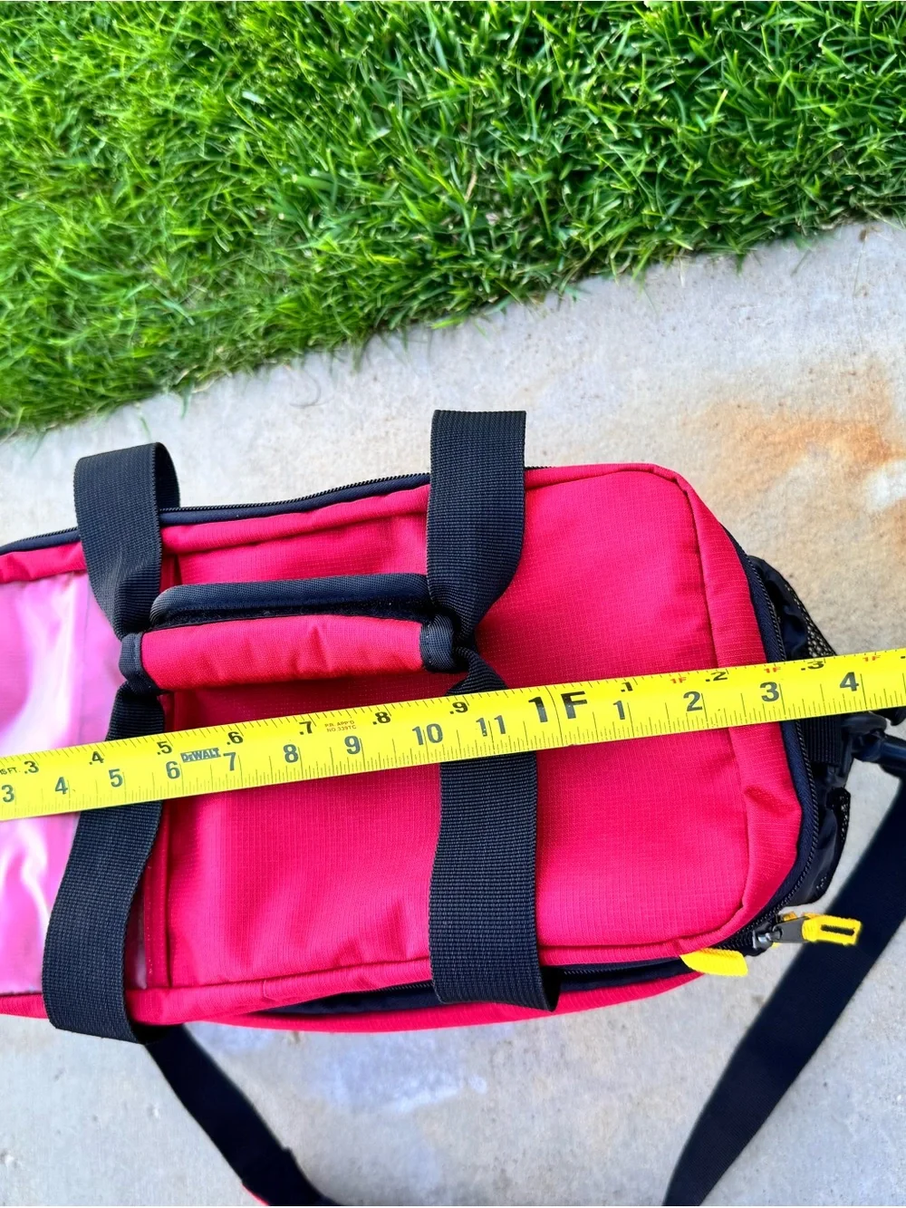 Mountainsmith Red K9 Cube with Front & Back Pocket